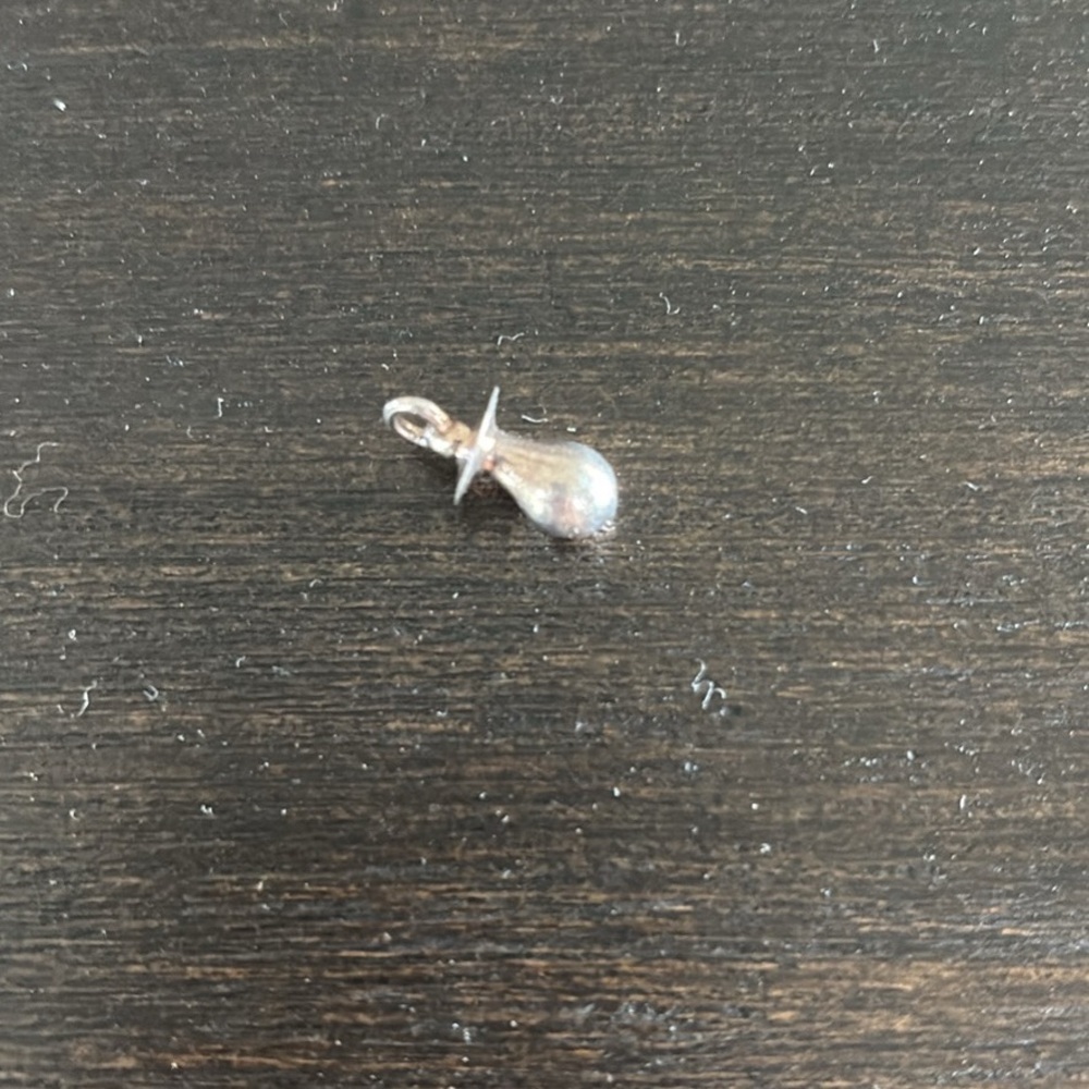 Silver Teardrop Pendant